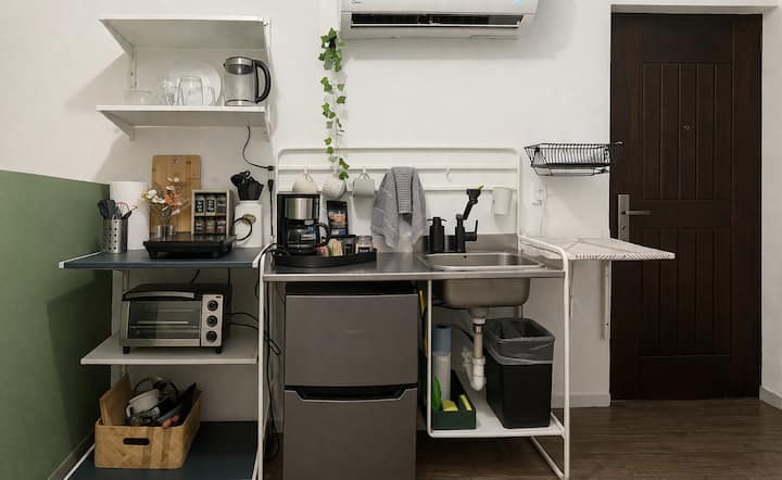 Estudio Lumen - Sage
A Petite Urban Retreat - Mexicali