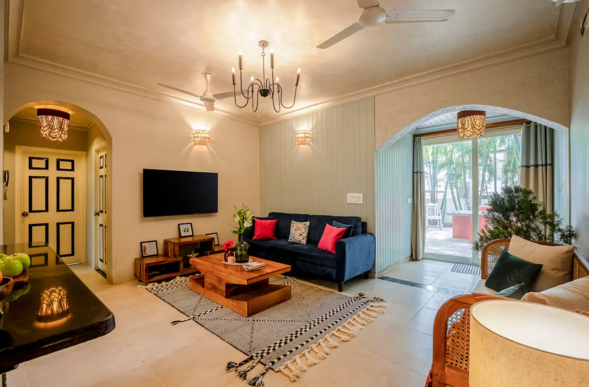 B'ful 2BHK with Pool & Garden, Siolim, North Goa