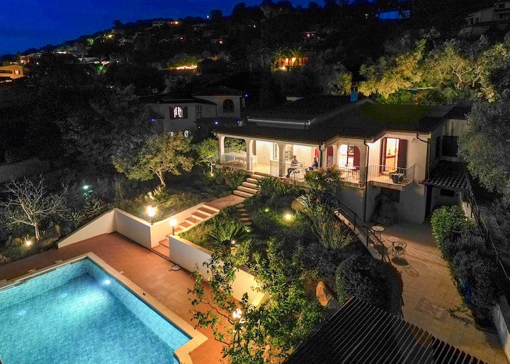 Dada Villa – Sea View Villa, Pool & Charm - Quartu Sant'Elena