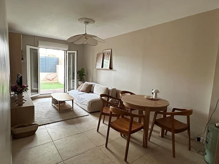 Appartement Cosy Avec Terrasse - Montpellier