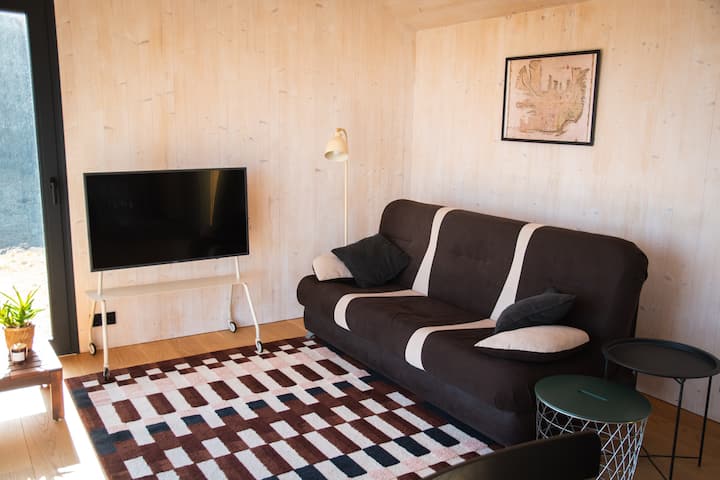 Cozy Woodhouse Overlooking Dyrhólaey & Reynisfjara - Vik