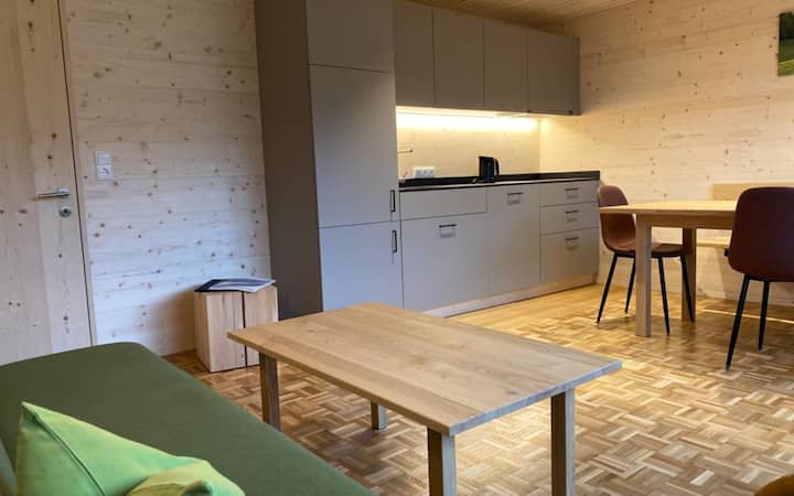 Gästehaus Meusburger - Ferienwohnung "Seefluh" - Bezau