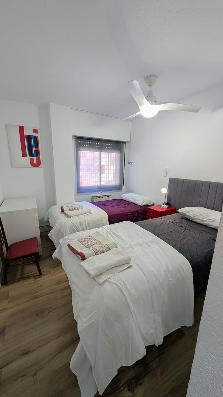 Piso En Madrid, Caja Mágica, 12 De Octubre - Getafe