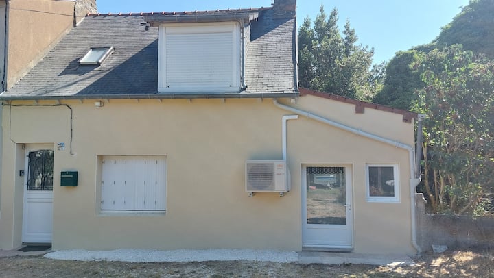 Maison De Quartier Dans Une Venelle.
Acces Voiture - Saint-Brieuc