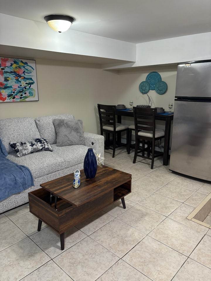 Bright & Spacious Mill Hill Retreat - Trenton, NJ
