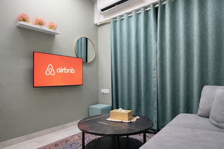 The OceanMint · Leafy Ocean Retreat · 1BHK at Versova Beach · Mumbai - 3