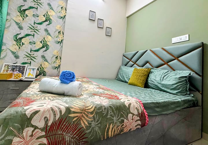 The OceanMint · Leafy Ocean Retreat · 1BHK at Versova Beach · Mumbai - 2