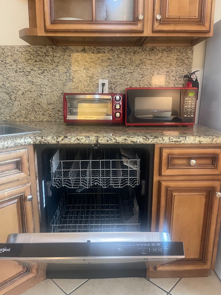 2b1b Entire House Walk To Sjsu In Downtown Sj - San Jose