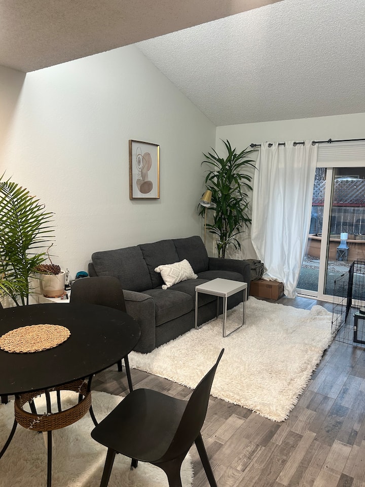 Chambre De Style & Espaces Design - Santa Rosa, CA