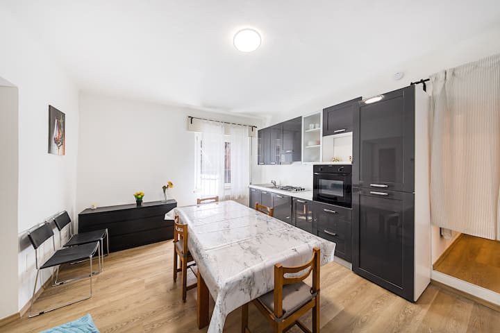 Casa Caterina, Centro Storico, 6 Ospiti, 3 Camere - Moniga del Garda