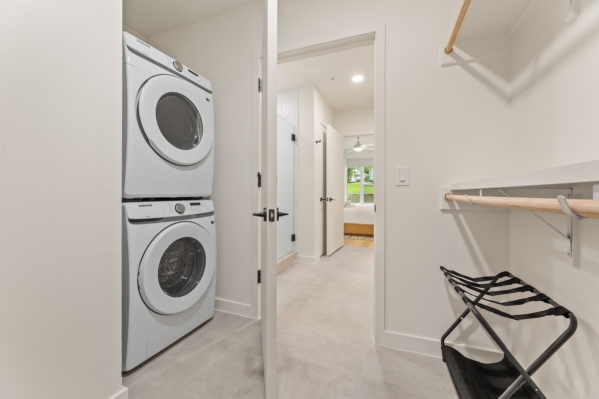Accessible Queen Suite at The Code | Near Zilker