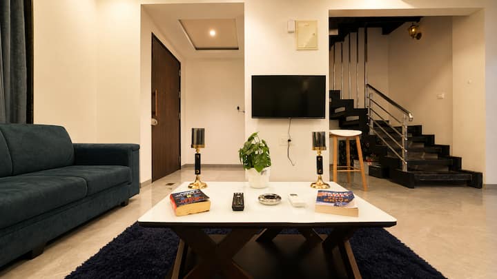 Villa Elaris~ It’s Calm Cove And Budget Friendly - Lonavla