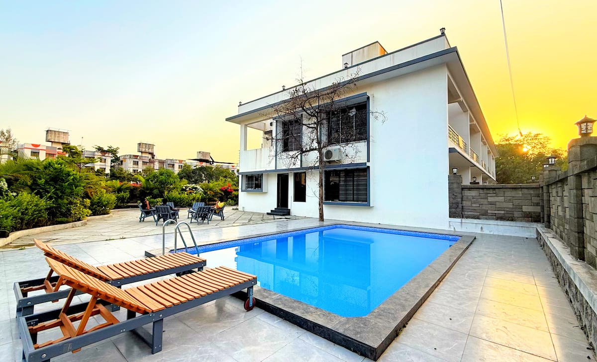 Villa Verdanza · Sunset Haven Big Pool · Private Bungalow · Lonavala · Sleeps 12