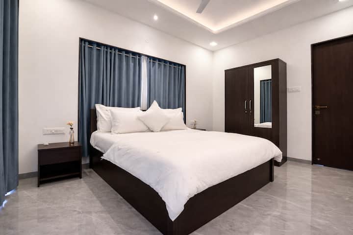 Villa Verdanza · Sunset Haven Big Pool · Private Bungalow · Lonavala · Sleeps 12 - 3