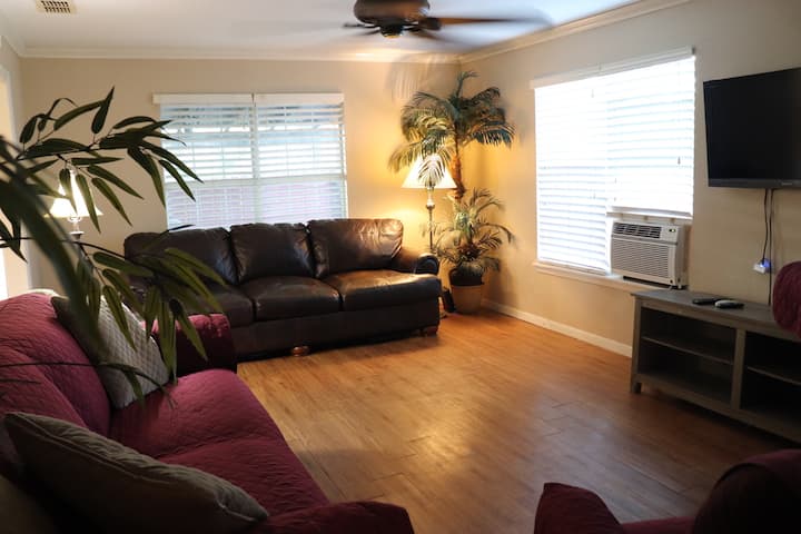 Laguna Cottage - Corpus Christi, TX