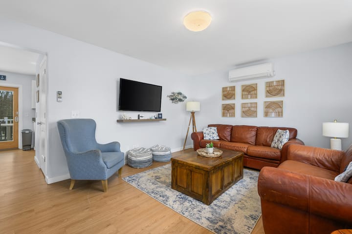 Charming Laid-back Cape Escape - Harwich, MA