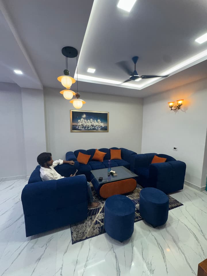 The Dark Blue 3bhk Luxury Flat, Gomtinagar Chinhat - Lucknow