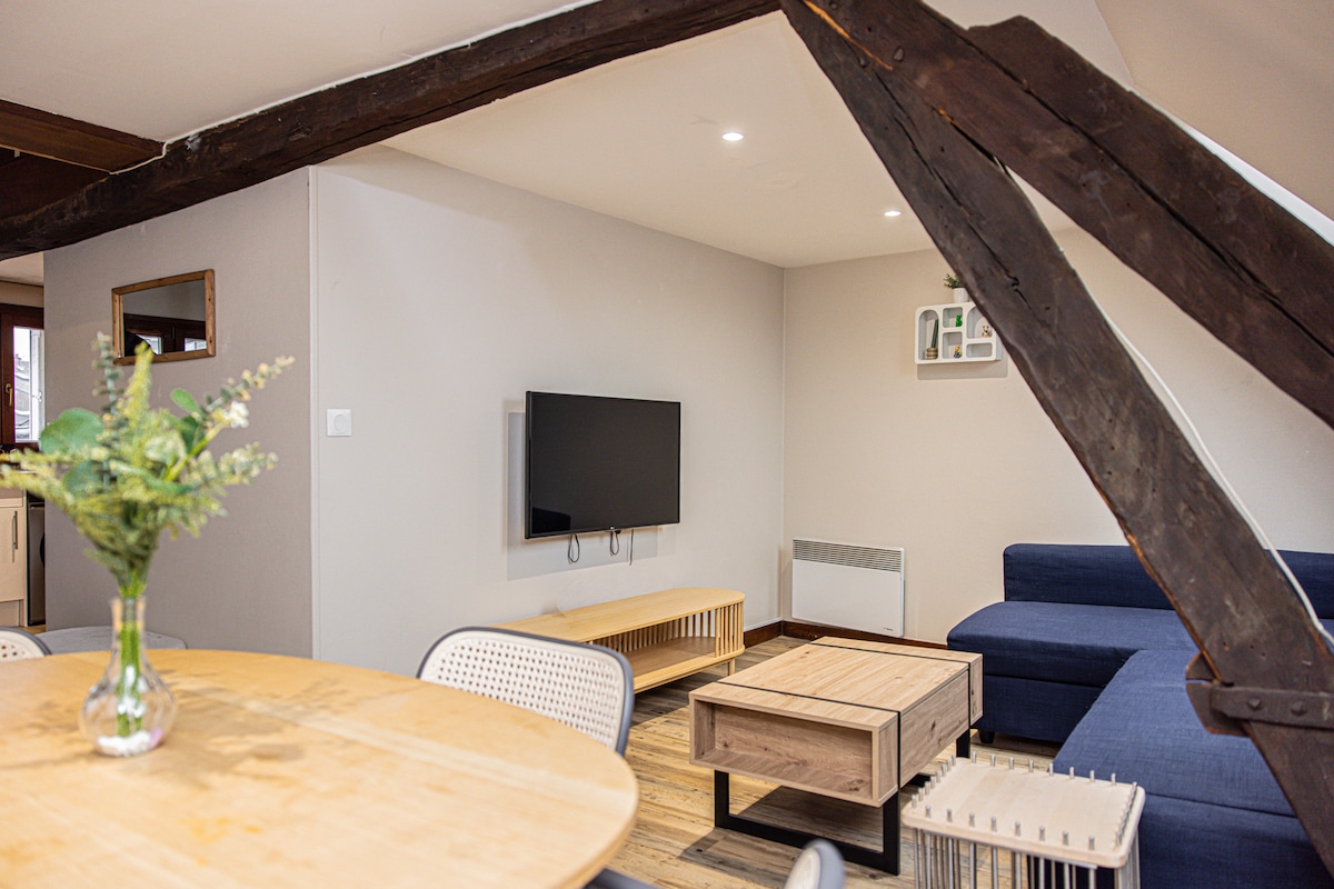 L'Ormetin – Charming Duplex in the Heart of Orléans - Apartments for ...