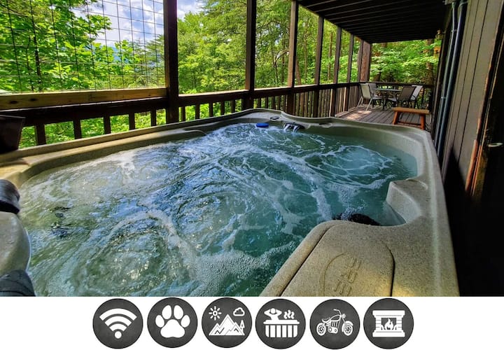 Hillbilly Hilton  Mtn Views  Hot Tub  Dogs Ok - Pigeon Forge, TN