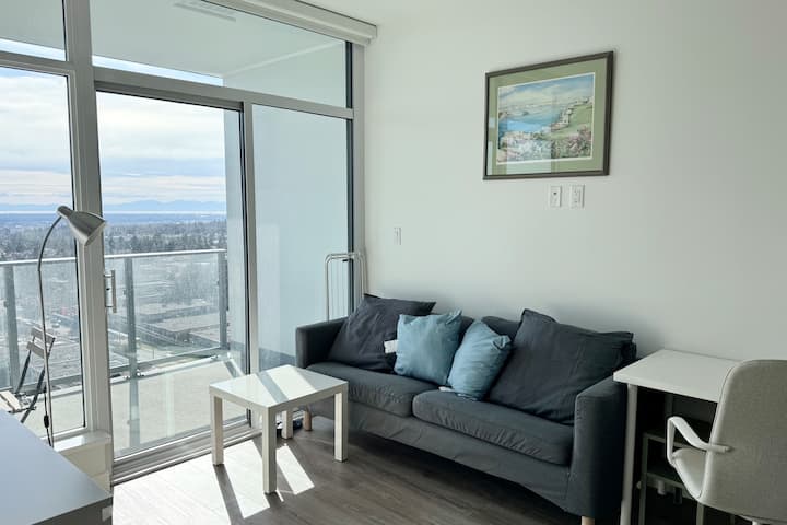 Metrotown 1br / Walk To Shops•transit•skytrain•ac - New Westminster