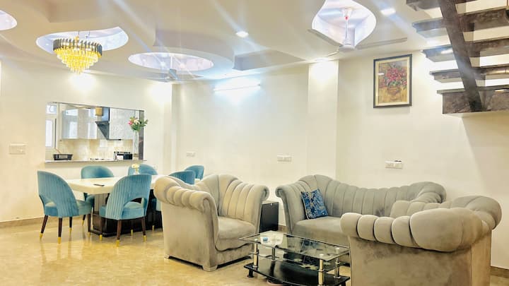 Luxurious Homes For Wedding /Meetings In Dwarka - Delhi