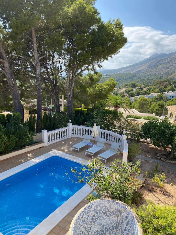 Villa With Pool & Garden, Walk To Village - Altea