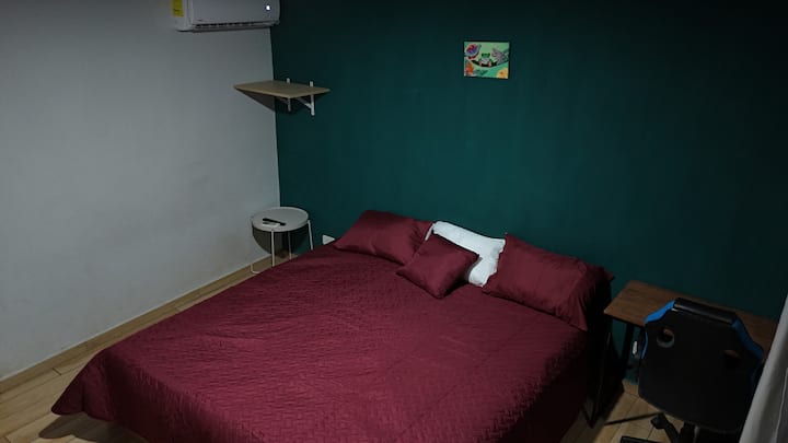 Hlavná izba s manželskou posteľou veľkosti King