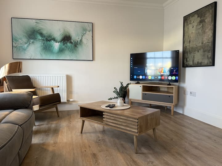 Idyllic 2bed, Free Parking/wifi Apartment - Nairn