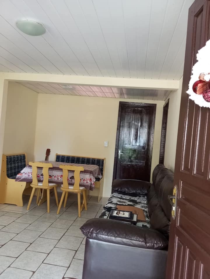 Casa De Hóspedes Praia Matinhos - Matinhos