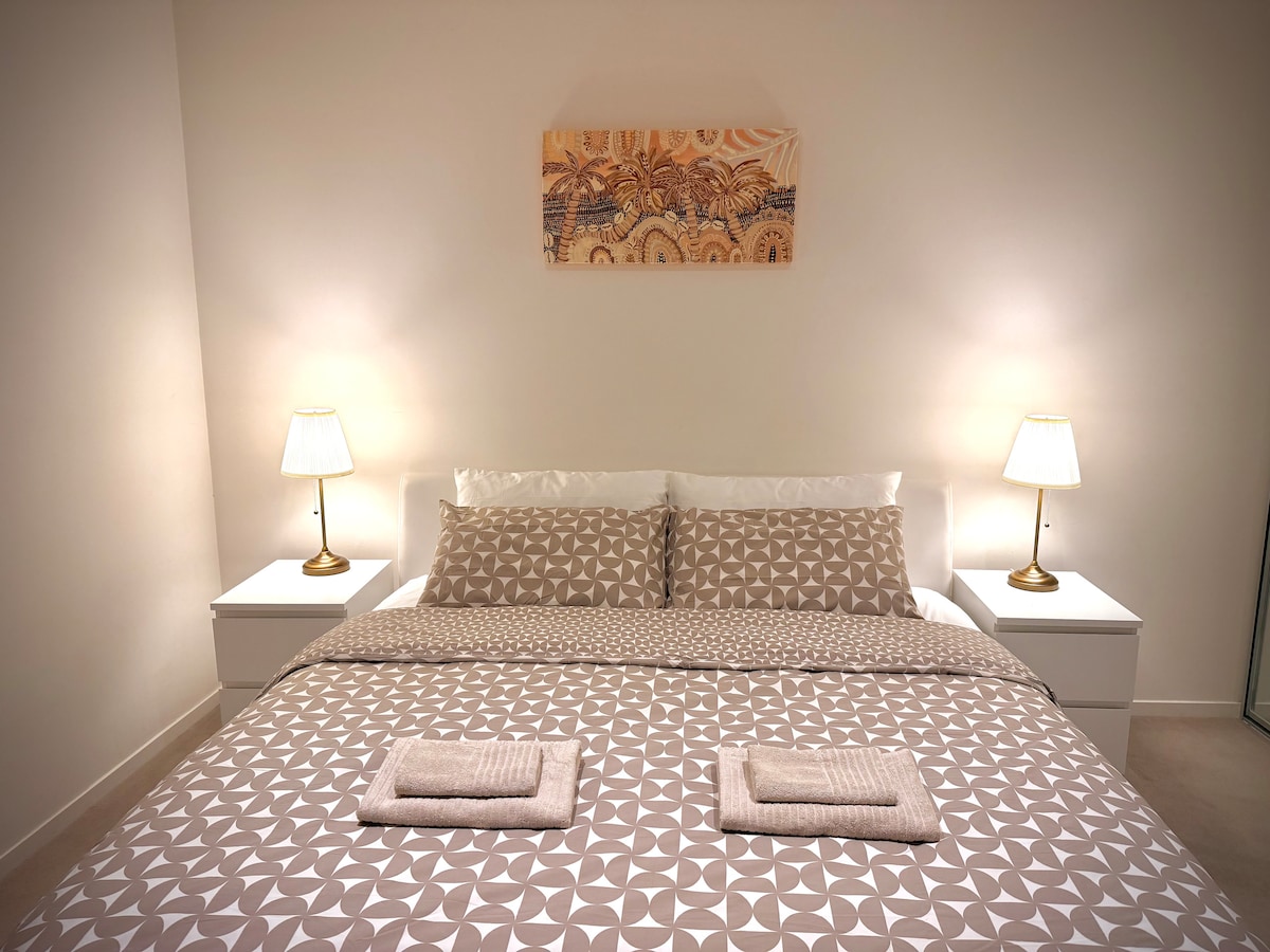 Spacious Luxury Retreat