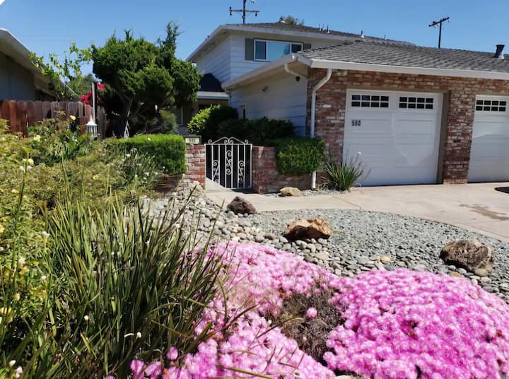 West Sj~saratoga~sleeps 18~two Homes Together - San Jose