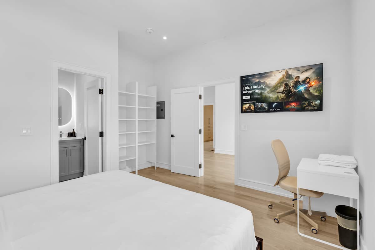 Private room with large windows in a Mississauga rental