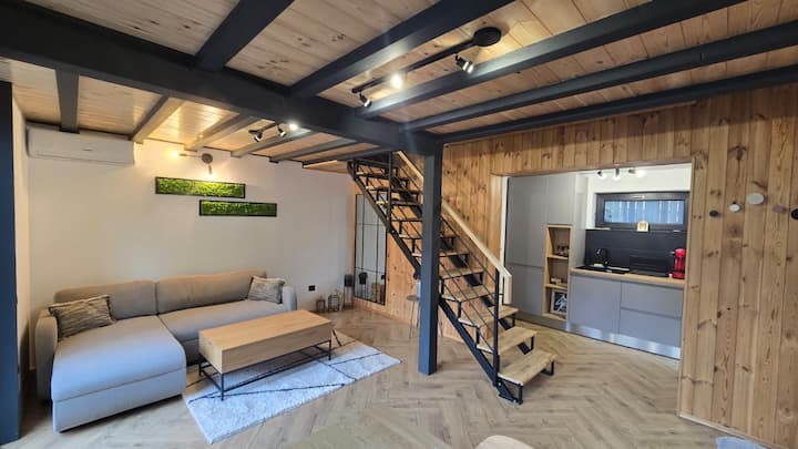 Cabana Nordică Cu Terasă&fire Pit | Liniște Totală - Sinaia