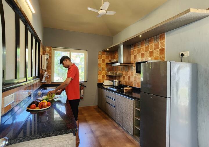 Full kitchen 2 image 1