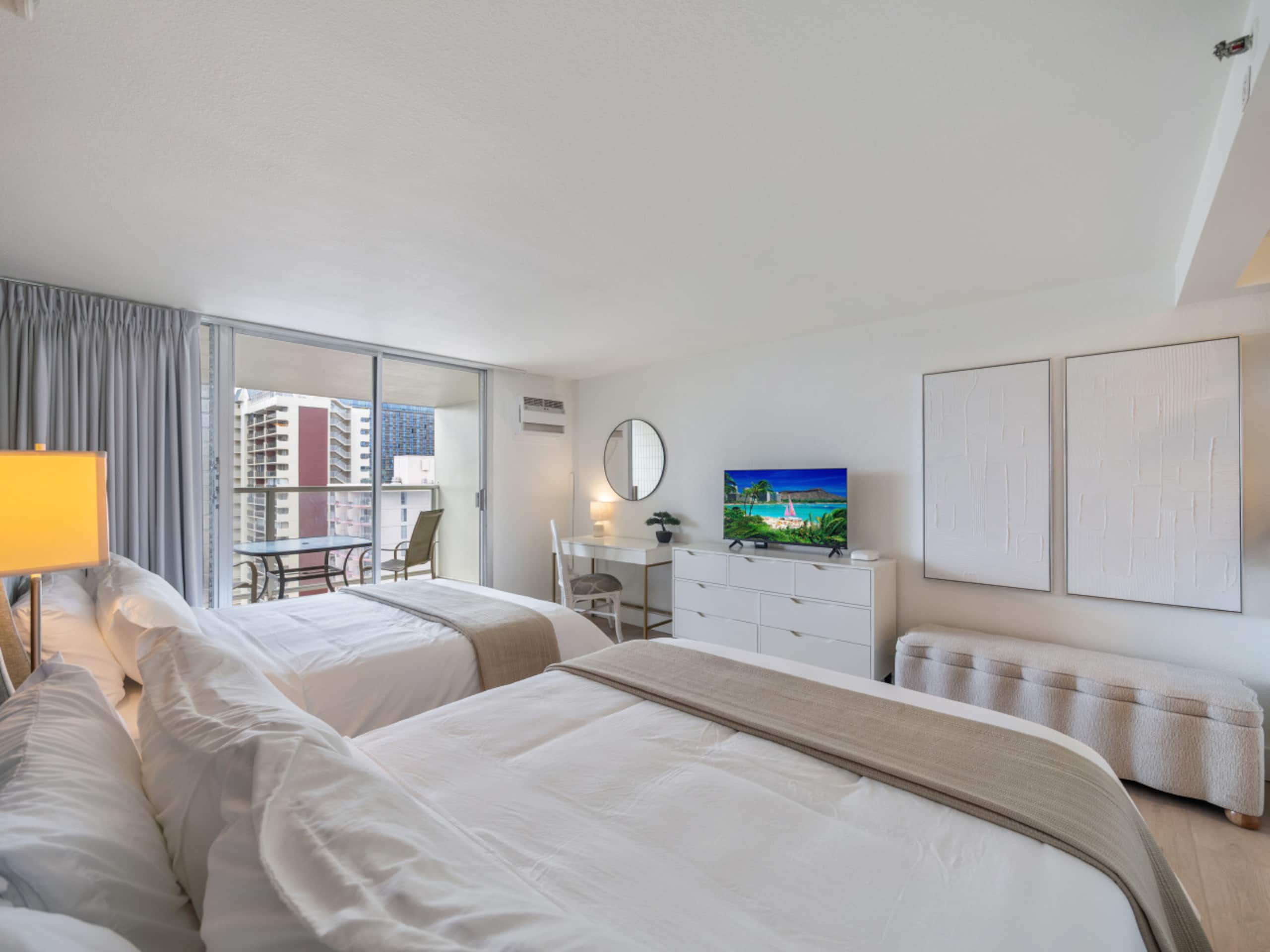 Condo in Honolulu · ★5.0 · 1 bedroom · 2 beds · 1 private bath - Image 25