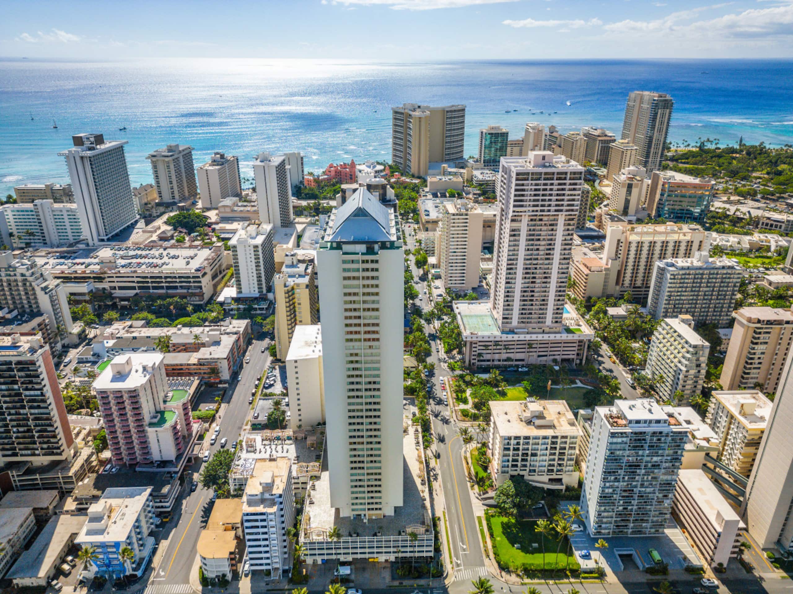 Condo in Honolulu · ★5.0 · 1 bedroom · 2 beds · 1 private bath - Image 30