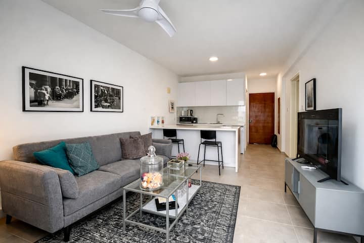 Elegant Beachtown 1bdr With All Amenities Limassol - Limassol
