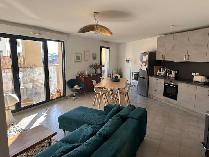 Aix Pont De L’arc Appartement + Box Proche Centre - Aix-en-Provence