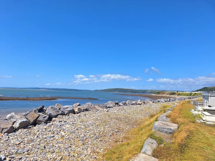 Carmarthen Bay Chalet Rental. - Kidwelly