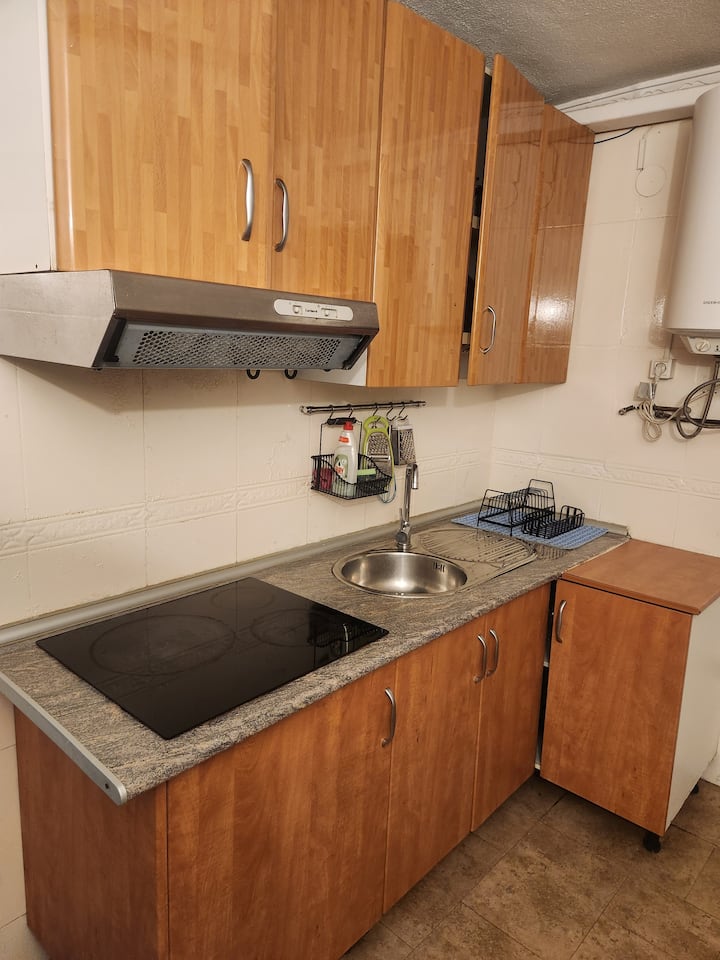 Great Flat Close Metro - Molins de Rei