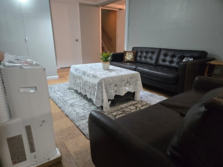 Mark's Elegant Castle - Mineola