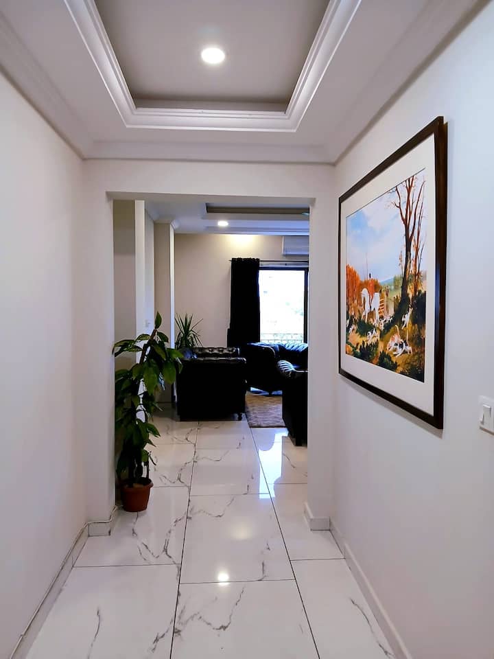 Monarchy Suites | 2br Forest View | Family Retreat - Pakistan