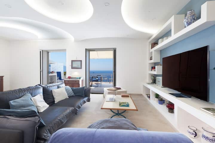 Villa With Pool On The Sea Direct Access Capriview - Massa Lubrense