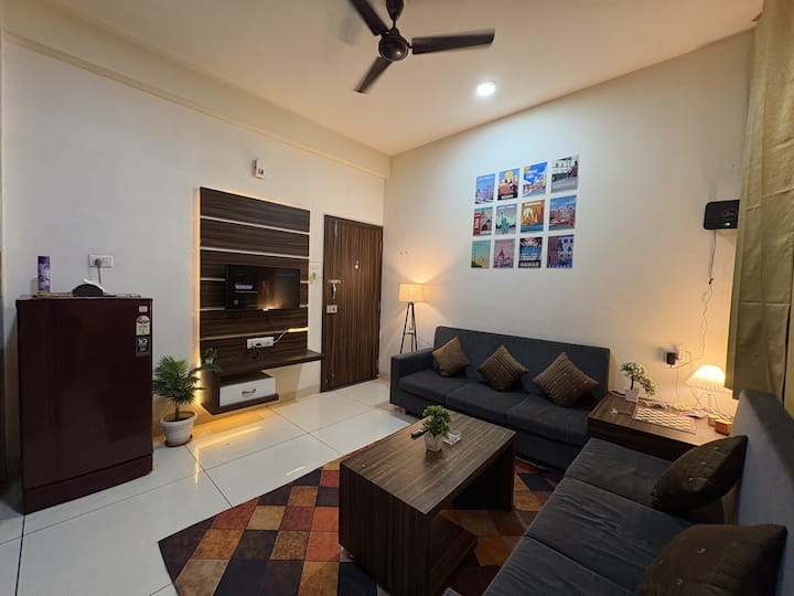 La Casa | 1bhk | Prime Location | Spacious | Games - Indore