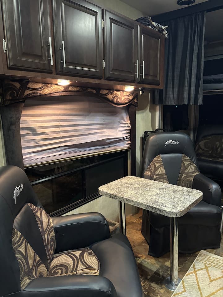 “Beach Day Rv Rental – Delivered & Set Up - Lakeside, CA
