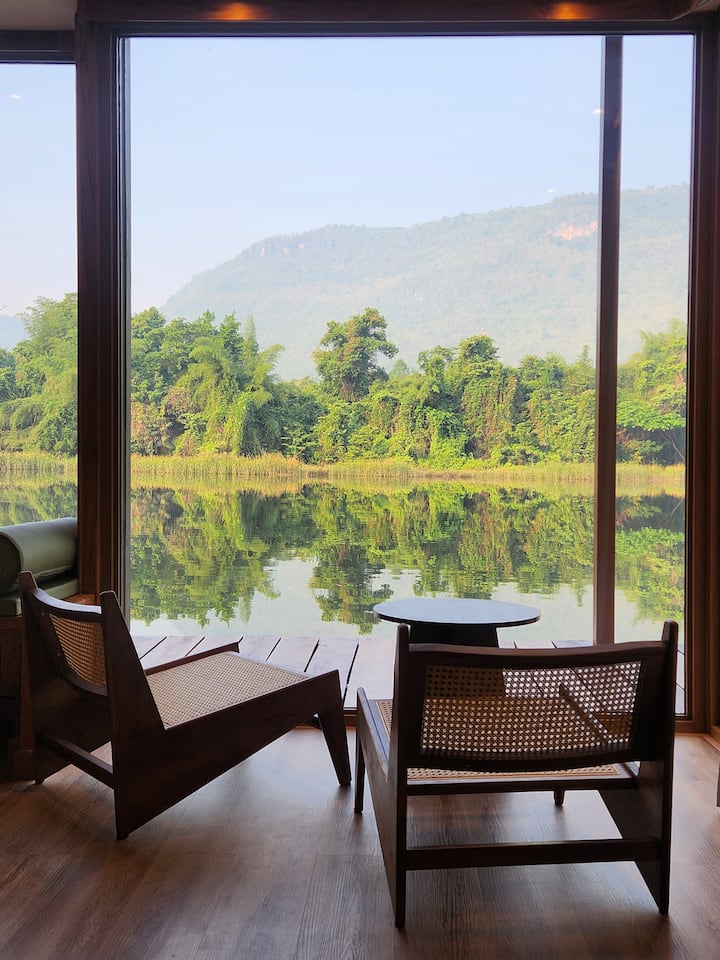 Floating Villa On The River; Near Erawan Waterfall - Kanchanaburi
