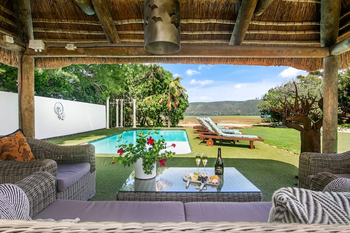 Sandy Shores Luxury Garden Cottage In Knysna - Knysna