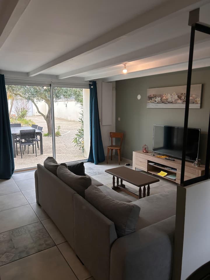 Maison De Vacance Avec 3 Chambres - Luçon