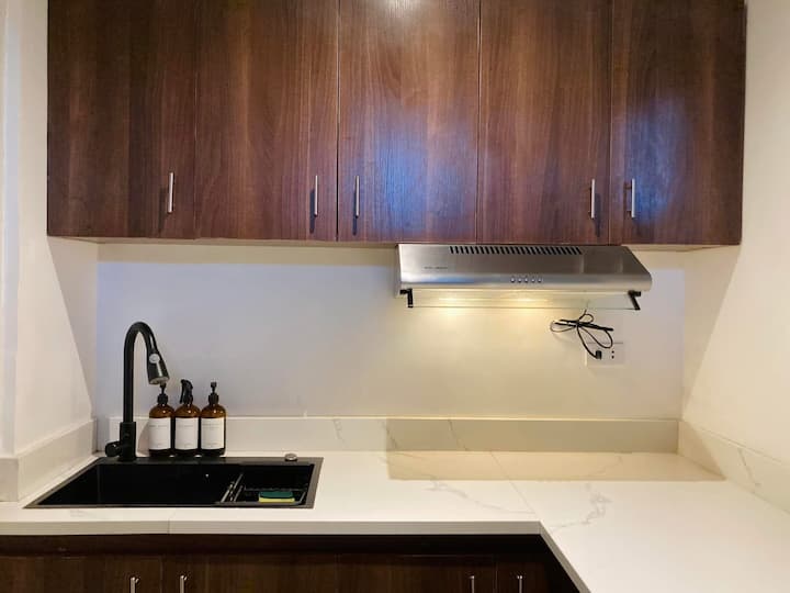 4bedroom Home/netflix/wi-fi/complete Amenities - Mabalacat