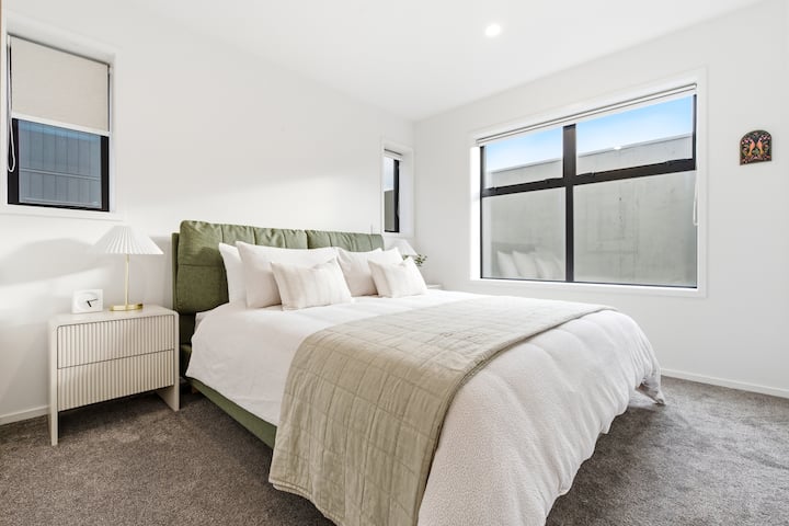 Cama Ecosa tamaño king.